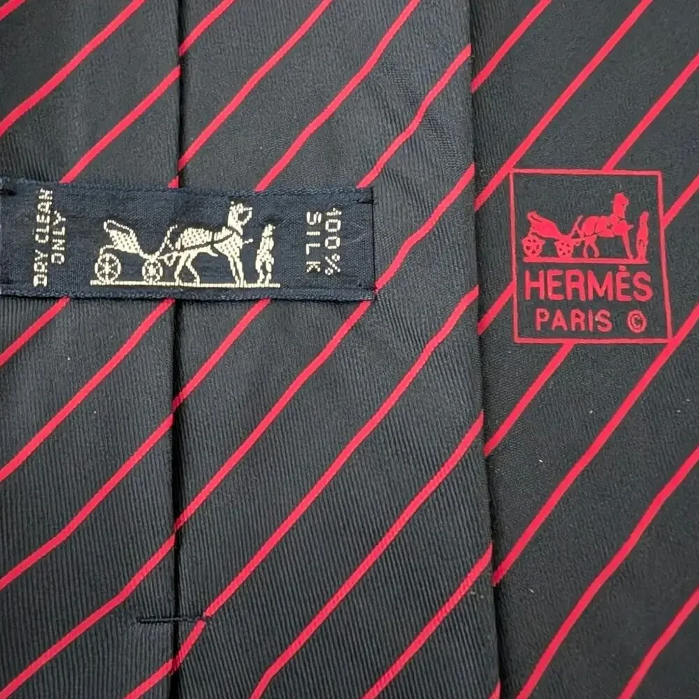 Vintage Hermès 100% Silk Men's Blue Tie With Red Stripes